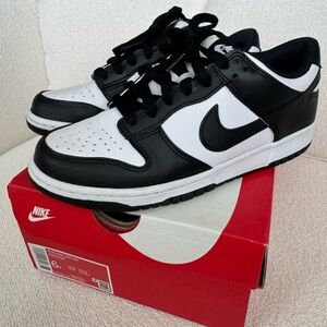 Nike Dunk Low Panda GS 6Y / Women’s 7.5 | Black White | Excellent Condition